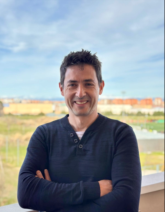 Foto perfil 2025 (sonrisa).png