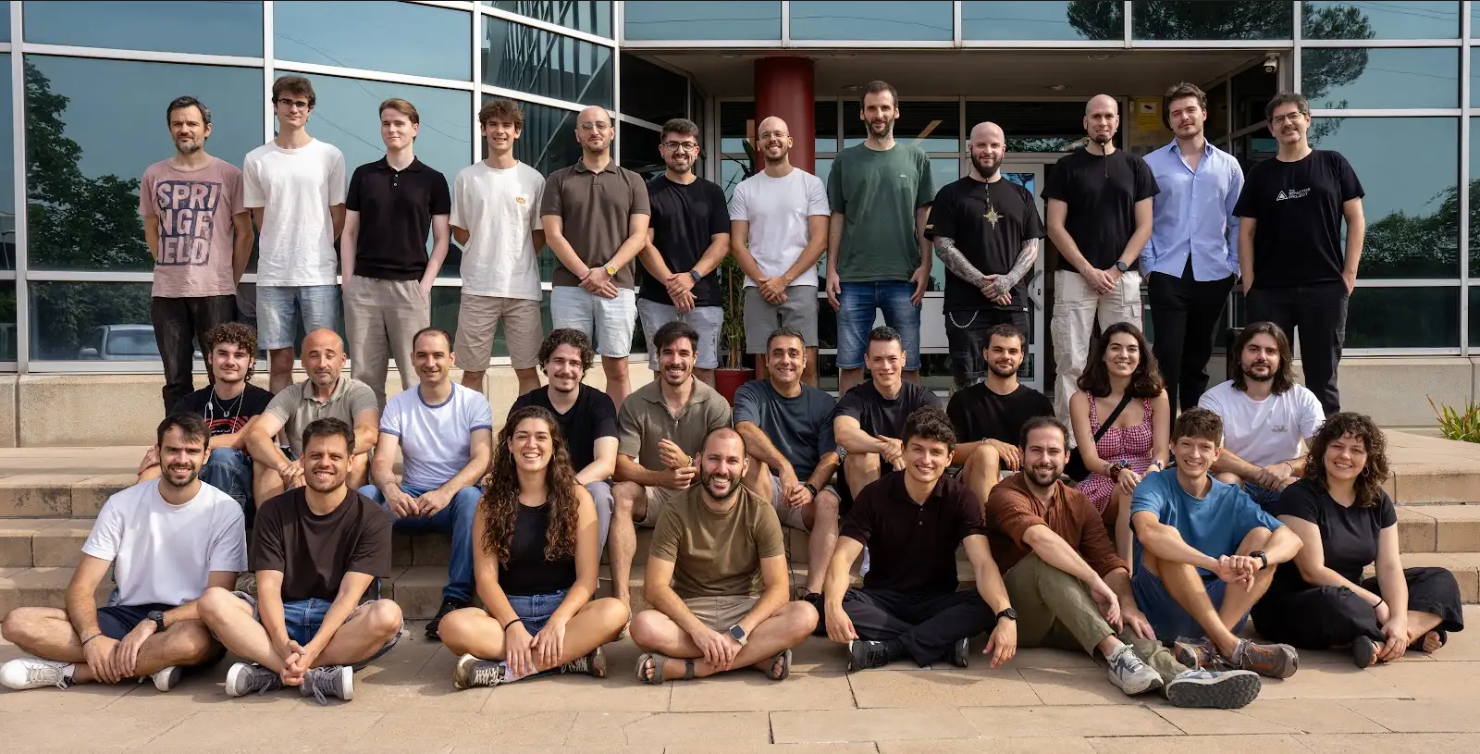 26/10/20/0bac8e73-777e-4f6e-bd86-df352c6d7a0b_Equipo-de-Innovamant.png